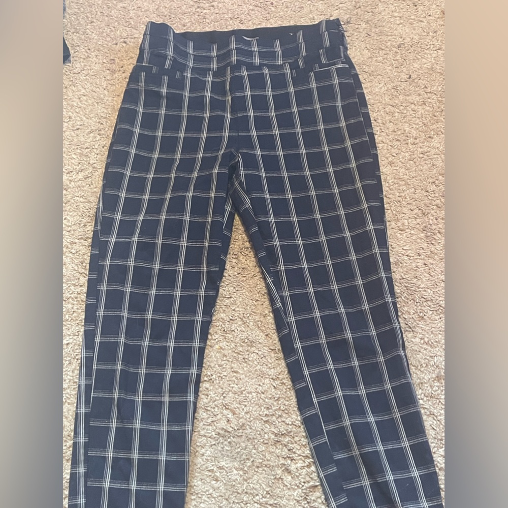 MAURICES CHECKERED(?) PANTS